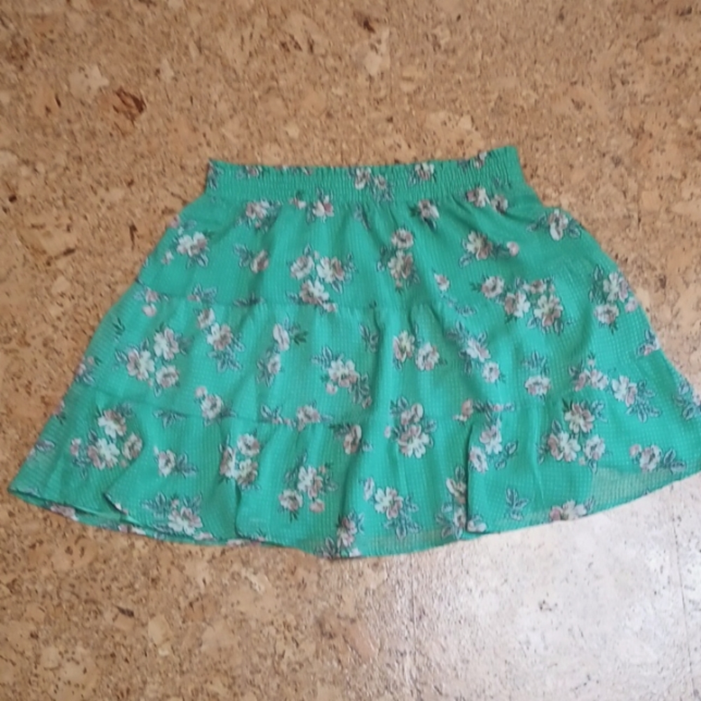 LOFT Green Floral Elastic Waist Mini Skirt Size M NWT